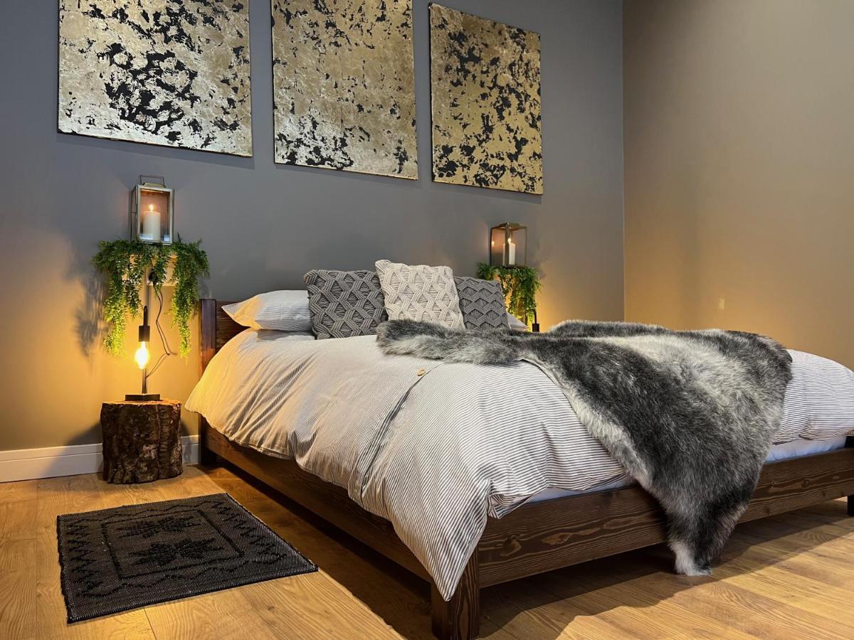 Quirky, Luxury Hideaway Villa Llanbrynmair Dış mekan fotoğraf